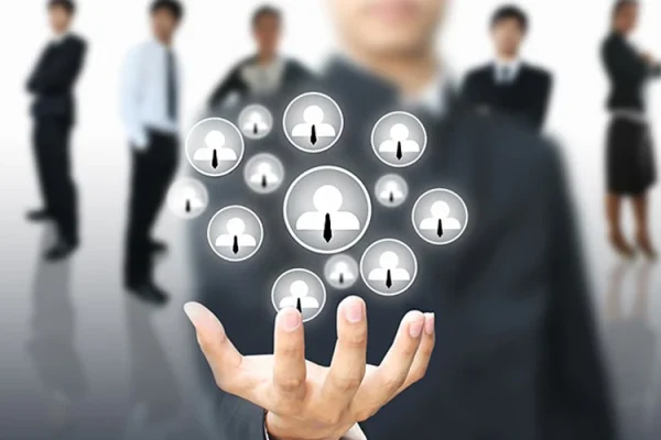 AI đang làm giảm nhu cầu tuyển dụng ngành IT: HR cần chuyển từ mở rộng nhân sự sang tối ưu hiệu suất và upskill